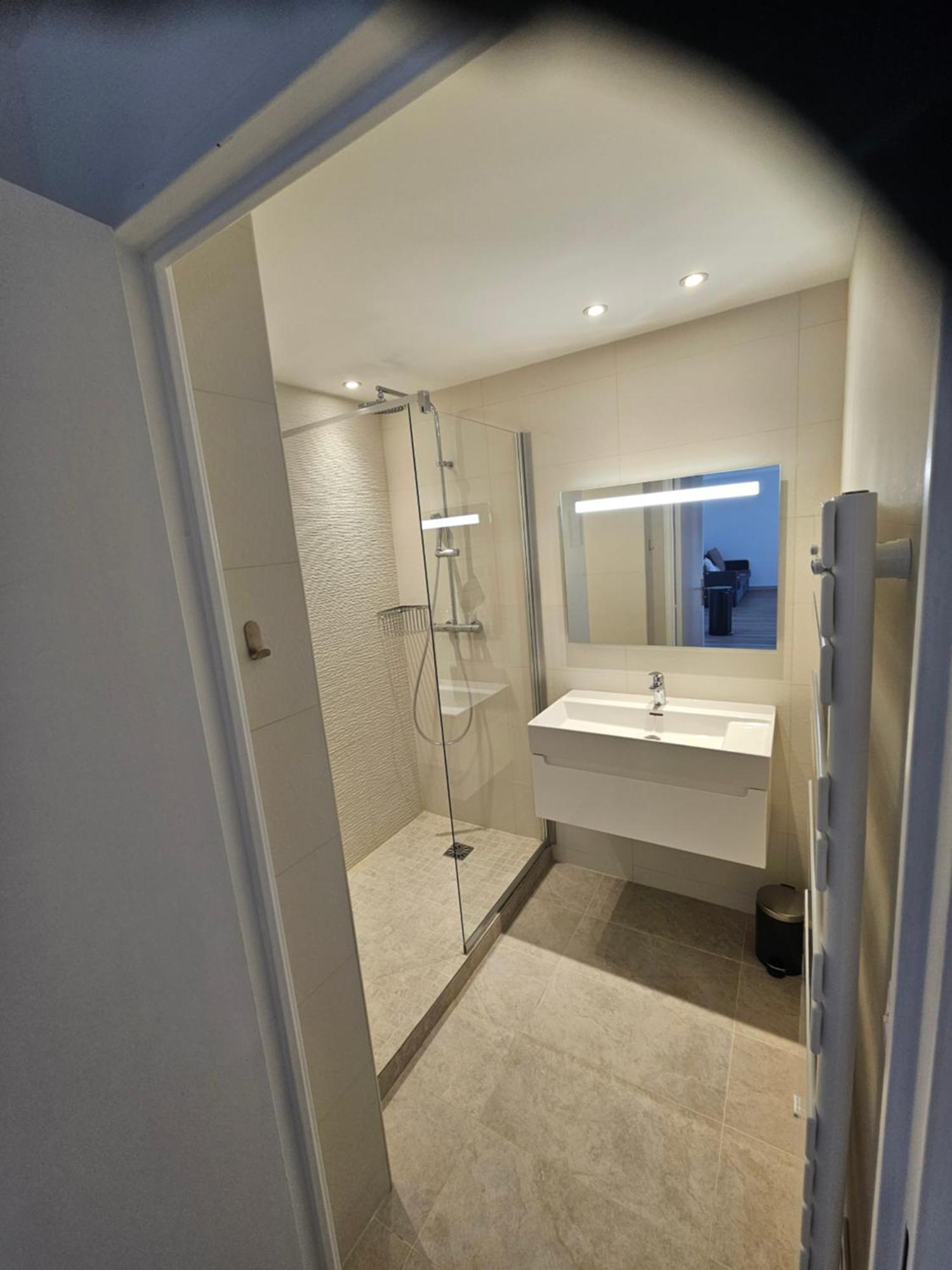 Beautiful 1 Bedroom Flat Nice Exteriér fotografie
