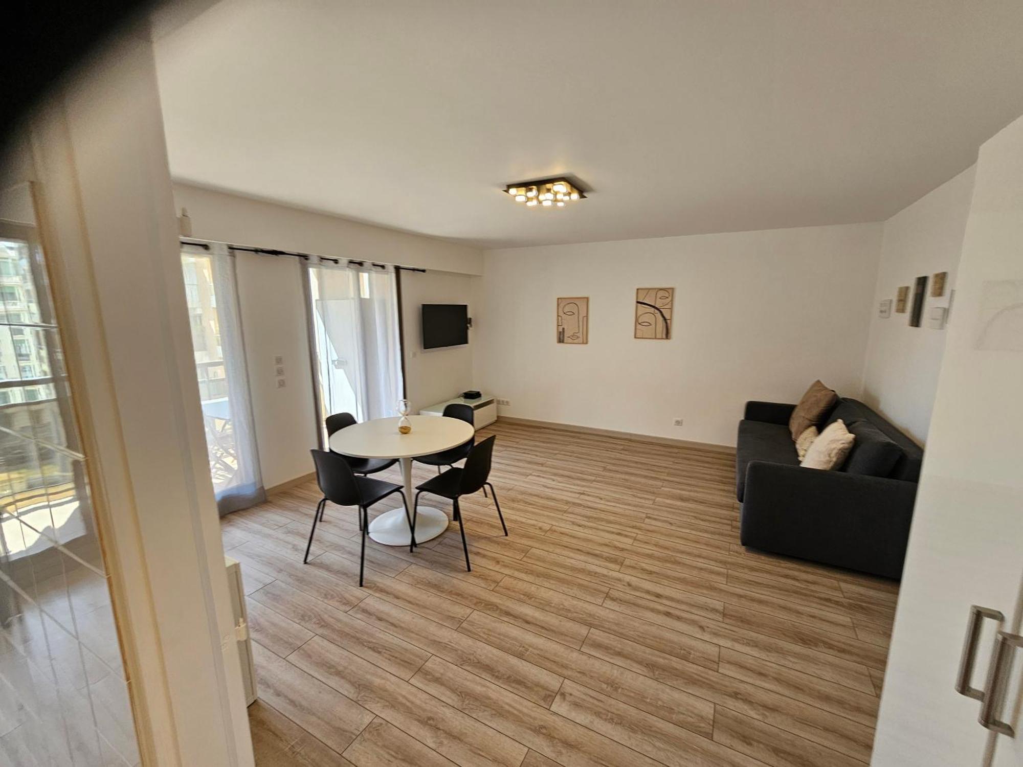 Beautiful 1 Bedroom Flat Nice Exteriér fotografie